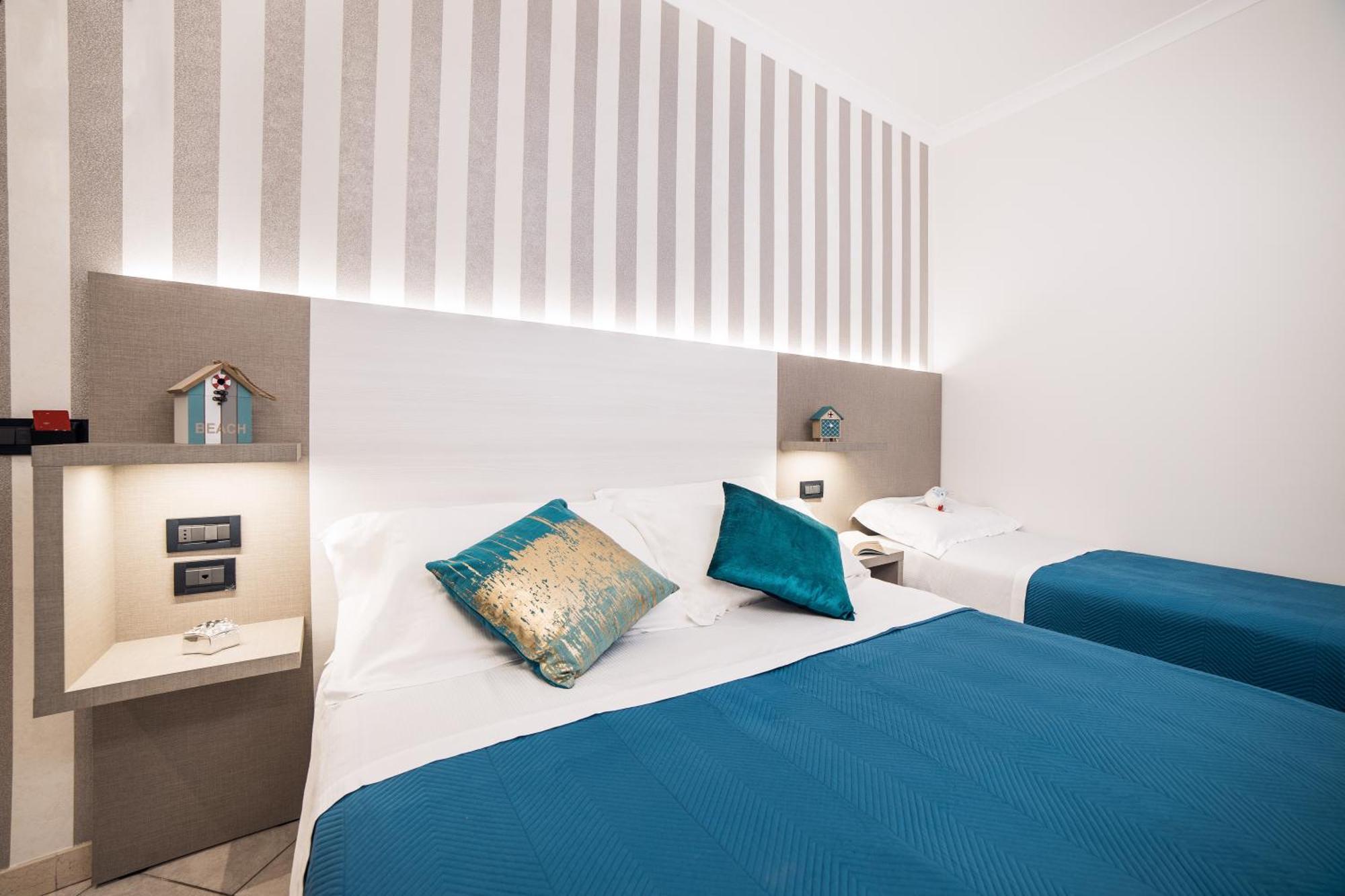 רימיני Viva Beach Hotel מראה חיצוני תמונה