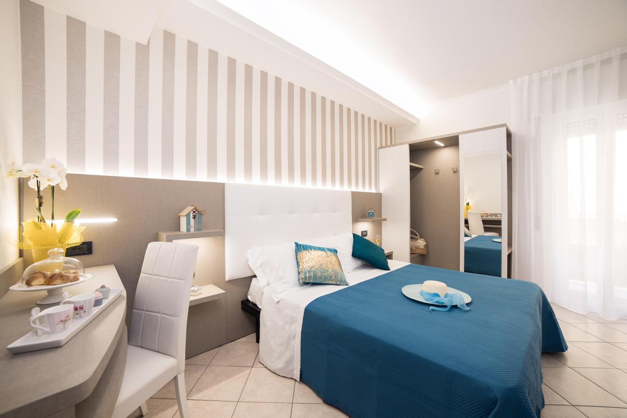 רימיני Viva Beach Hotel מראה חיצוני תמונה